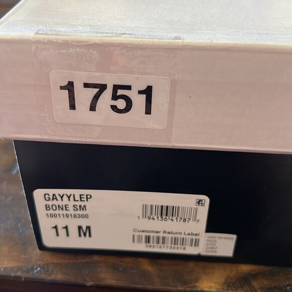 Alfani Gayle Leather Classic Loafers Horse Bit Hardware Slip On NEW Size 11 - Picture 12 of 12